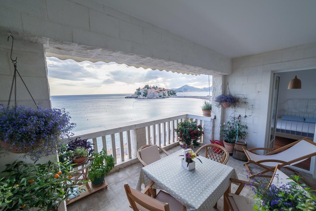 Beachfront First Line View Sveti Stefan Buitenkant foto